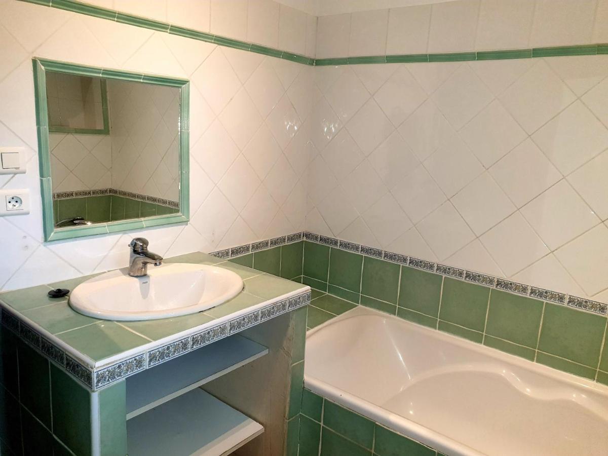 Holiday home Manade Blanc - La Feniere *
